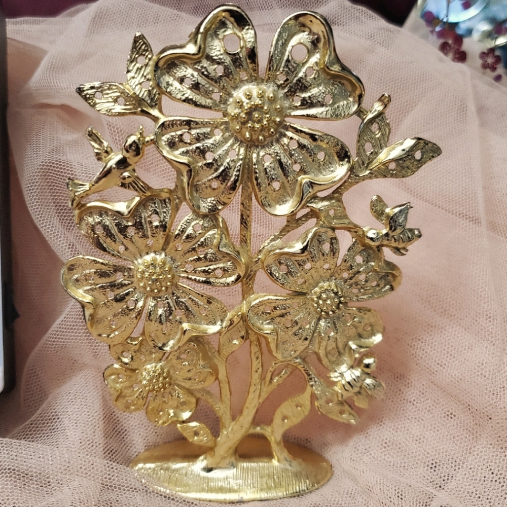 Vintage Gold tone Torino Floral Earring Stand